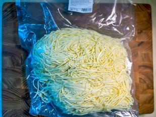 Японские снеки и крекеры: Сырный продукт ФЕРМЕРСКИЙ паутинка белая