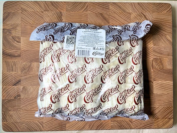 Сыр 1 кг ГОРНЫЙ СЫРОВАР (Метёлка с укропом и чесноком) в Бийске